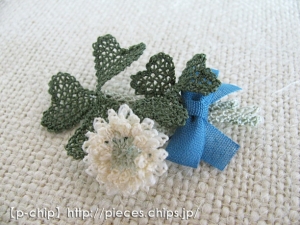 イーネオヤ イーネダンテル シロツメクサのブローチ