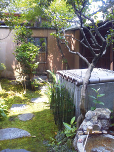 be-京都さんの中庭