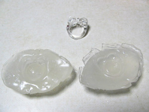 リングを取り出し、型の完成