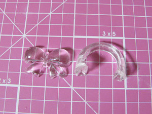 リボンパーツとリング台に分割してパーツを準備する