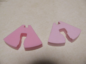 ネイルチップスタンド（スポンジタイプ）2種類の同じパーツ比較